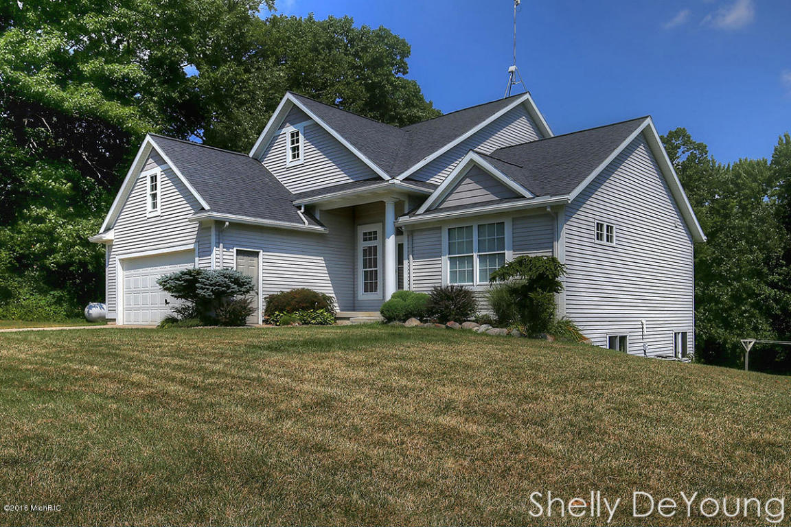 6250 Ingalls Rd, Belding, MI 48809 photo 1