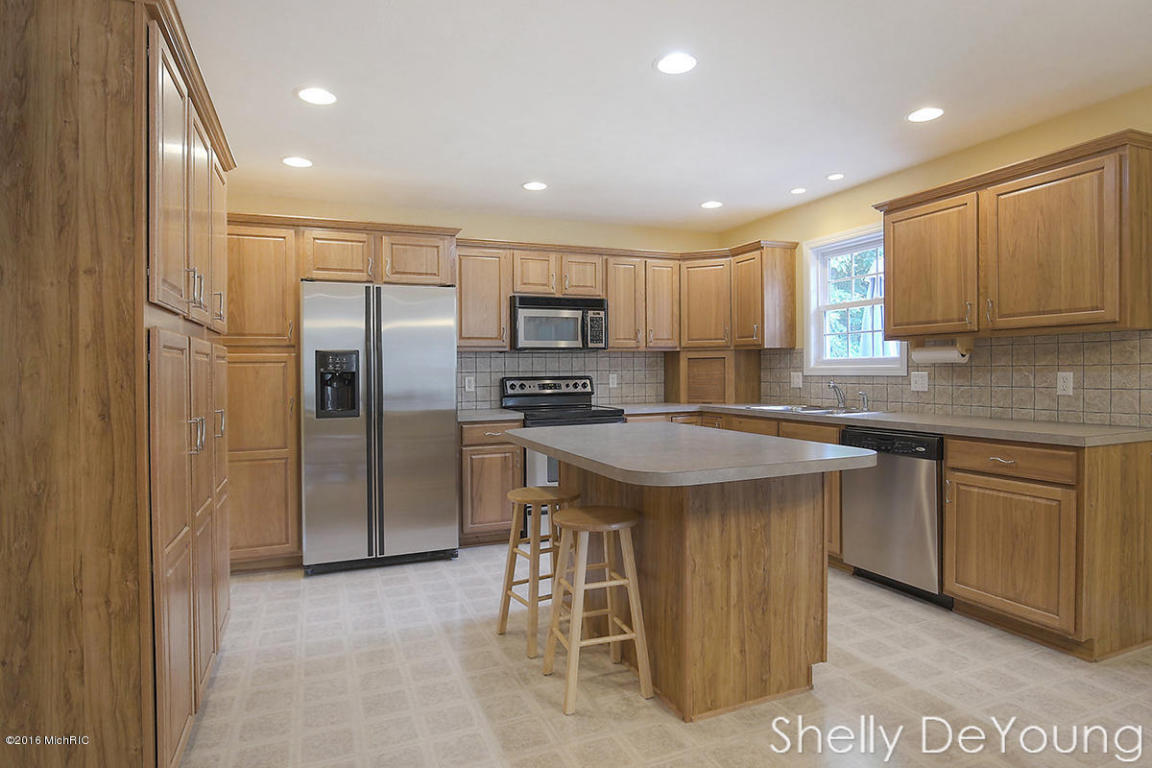 6250 Ingalls Rd, Belding, MI 48809 photo 8