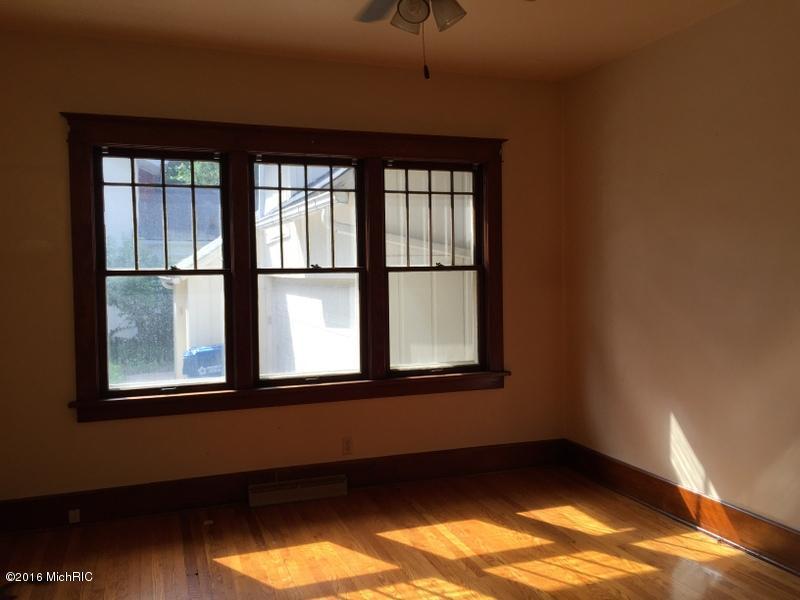 509 E Green St, Marshall, MI 49068 photo 18