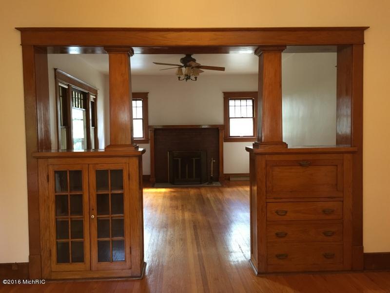 509 E Green St, Marshall, MI 49068 photo 7