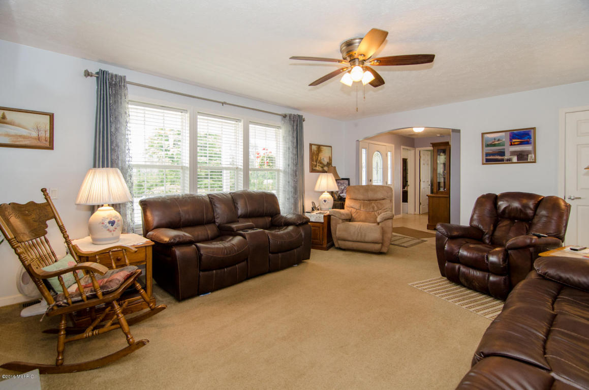 9357 Chapel Rd, Niles, MI 49120 photo 4