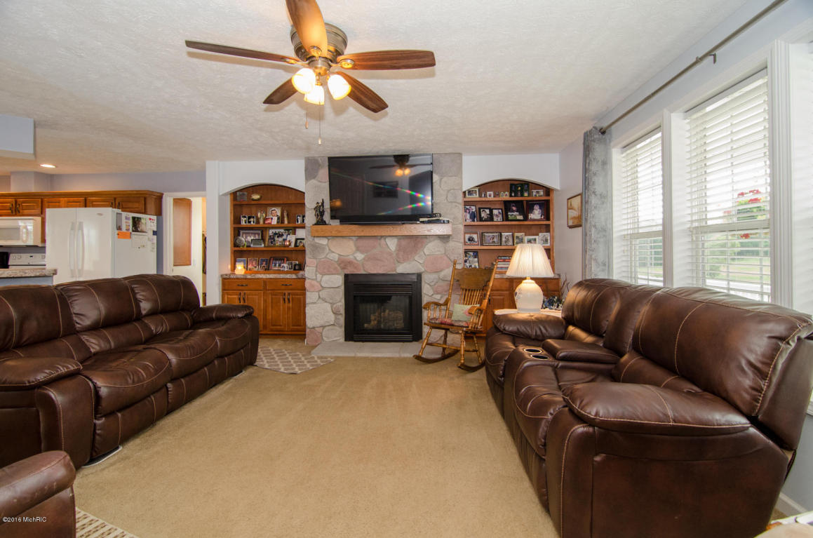 9357 Chapel Rd, Niles, MI 49120 photo 5
