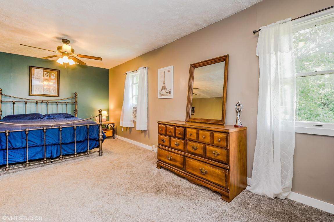 325 Chippewa, Buchanan, MI 49107 photo 4