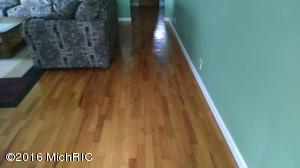 608 E Maple St, Carson City, MI 48811 photo 23