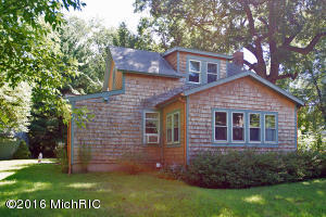 722 N Gordon, Marshall, MI 49068 photo 2