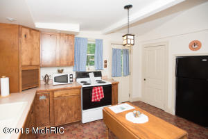 722 N Gordon, Marshall, MI 49068 photo 18