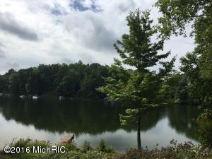 348 Highland Ct, Plainwell, MI 49080 photo 13