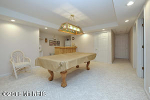 9327 Arrowhead Dr E, Scotts, MI 49088 photo 31