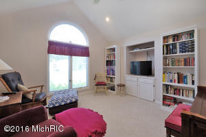 9327 Arrowhead Dr E, Scotts, MI 49088 photo 20