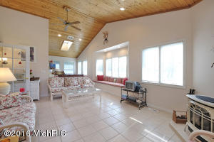 9327 Arrowhead Dr E, Scotts, MI 49088 photo 15