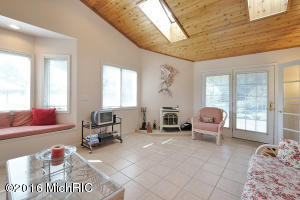 9327 Arrowhead Dr E, Scotts, MI 49088 photo 18