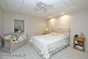 9327 Arrowhead Dr E, Scotts, MI 49088 photo 36