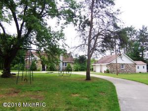 7771 N River Rd, Evart, MI 49631 photo 1