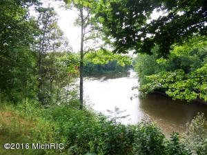 7771 N River Rd, Evart, MI 49631 photo 3
