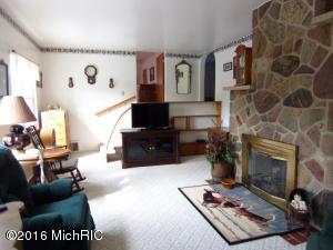 7771 N River Rd, Evart, MI 49631 photo 9