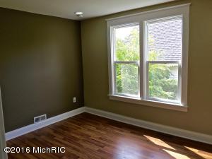 219 N Cherry St, Evart, MI 49631 photo 25