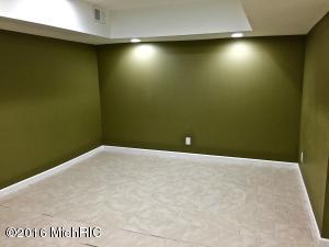 219 N Cherry St, Evart, MI 49631 photo 31