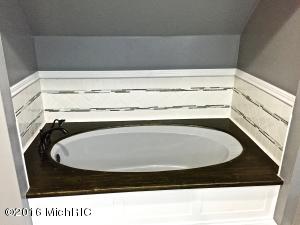219 N Cherry St, Evart, MI 49631 photo 36
