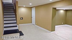 219 N Cherry St, Evart, MI 49631 photo 41