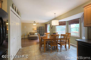4320 Pheasant Run Dr, Dorr, MI 49323 photo 11