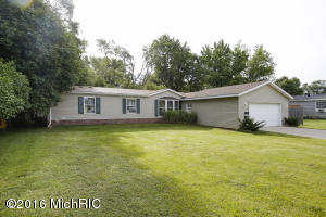 415 S Platt St, Otsego, MI 49078 photo 1