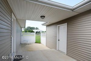190 14th St, Plainwell, MI 49080 photo 24