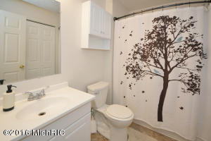 190 14th St, Plainwell, MI 49080 photo 13