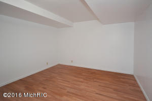 190 14th St, Plainwell, MI 49080 photo 17