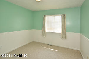 190 14th St, Plainwell, MI 49080 photo 12