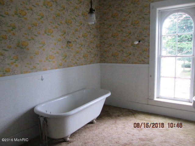 285 N Washington St, Constantine, MI 49042 photo 21