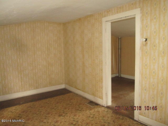 285 N Washington St, Constantine, MI 49042 photo 16