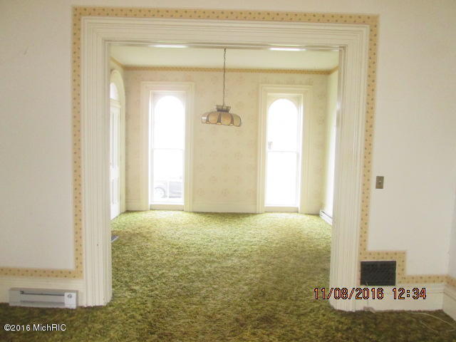 285 N Washington St, Constantine, MI 49042 photo 10