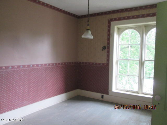 285 N Washington St, Constantine, MI 49042 photo 24