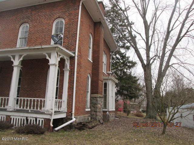 285 N Washington St, Constantine, MI 49042 photo 3