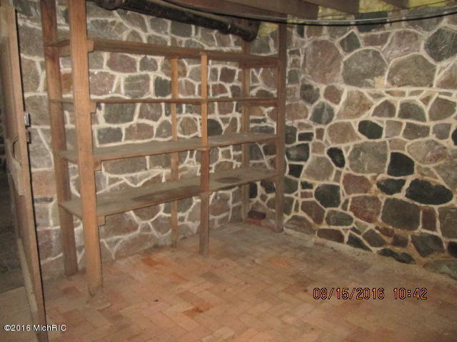 285 N Washington St, Constantine, MI 49042 photo 30