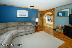 10 E M-89 Hwy, Plainwell, MI 49080 photo 4