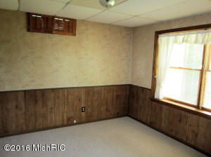740 Fall St, Spring Lake, MI 49456 photo 22
