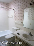 740 Fall St, Spring Lake, MI 49456 photo 19