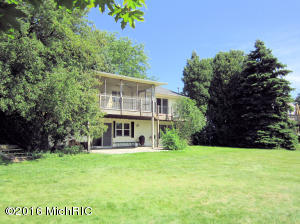 740 Fall St, Spring Lake, MI 49456 photo 8