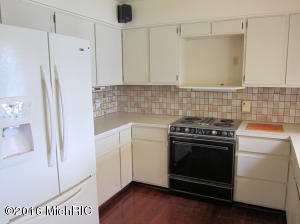740 Fall St, Spring Lake, MI 49456 photo 10