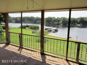 740 Fall St, Spring Lake, MI 49456 photo 7