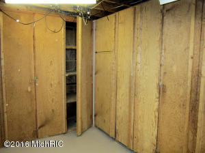 740 Fall St, Spring Lake, MI 49456 photo 28