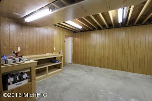 548 Roundtree Dr NE, Ada, MI 49301 photo 28