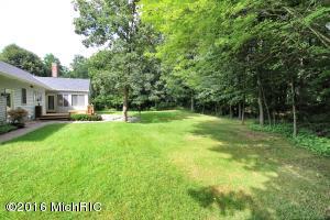 548 Roundtree Dr NE, Ada, MI 49301 photo 32
