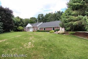 548 Roundtree Dr NE, Ada, MI 49301 photo 29