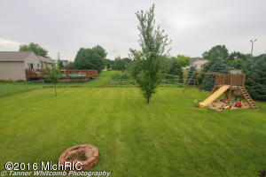 1809 Sunset Dr, Dorr, MI 49323 photo 9