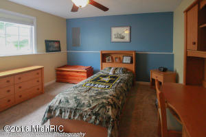 1809 Sunset Dr, Dorr, MI 49323 photo 34