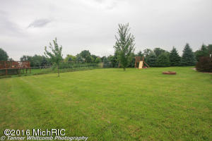 1809 Sunset Dr, Dorr, MI 49323 photo 8