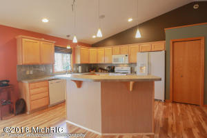 1809 Sunset Dr, Dorr, MI 49323 photo 17