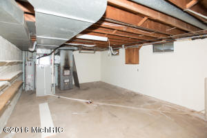 16464 On Ave E, Climax, MI 49034 photo 19